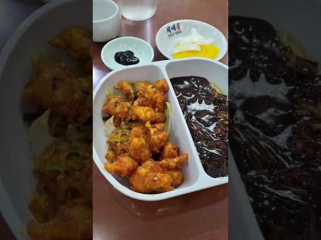 신사동 희래등 숨은맛집. 깐풍기짜짱.