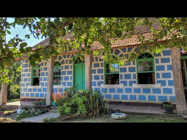 MOTHER AND DAUGHTER LIVE ALONE IN THIS OLD STONE MANSION! *I've already been to the priest's house*