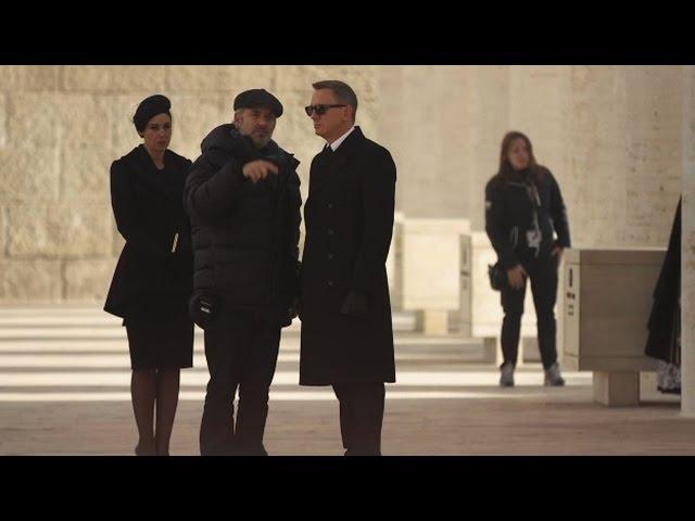 Inside Hollywood - Daniel Craig on latest Bond film "Spectre"