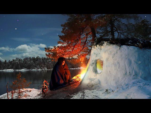 Building a SNOW SHELTER on a Winter Island to Survive Extreme Cold