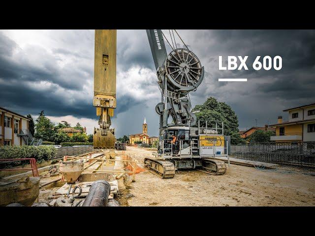 LBX 600 - Carrier machine for slurry wall construction | Liebherr