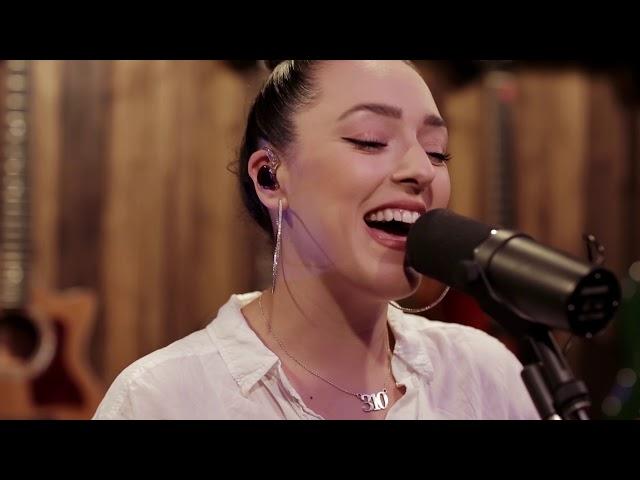 RAQUEL RODRIGUEZ - "Mile High" - LIVE @ Blue Dream Studios