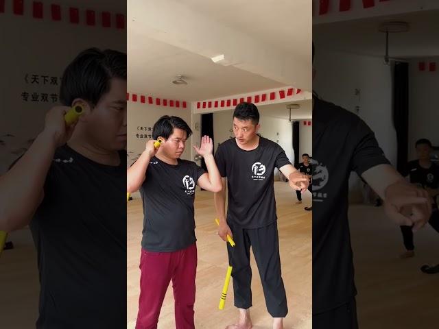 双节棍技法，更正一个初学者非常容易犯的问题 Nunchaku technique, correcting a very easy problem for beginners