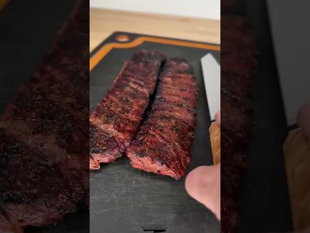 Skirt steak action, hot and fast. #steak #skirtsteak #grill