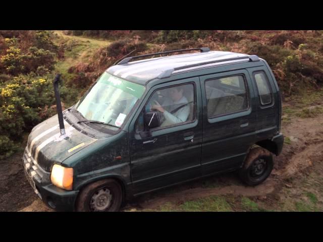 Suzuki wagon 'wedge' R offroading