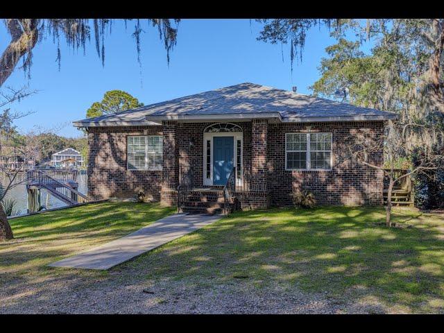 10 Bayou Drive Fort Walton Beach, FL | ColdwellBankerHomes.com