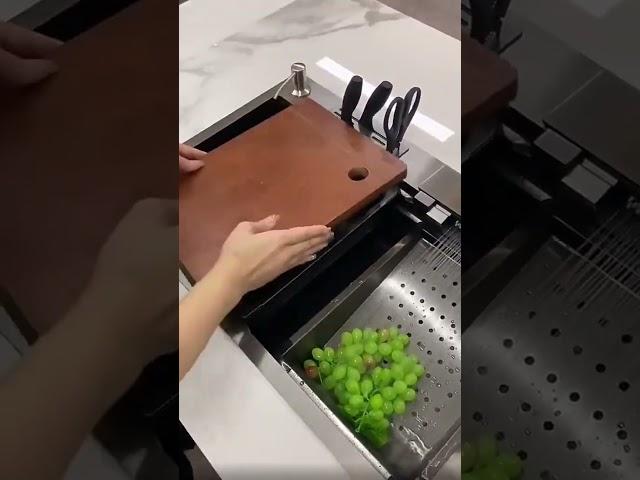 Функциональная кухонная мойка «Водопад»