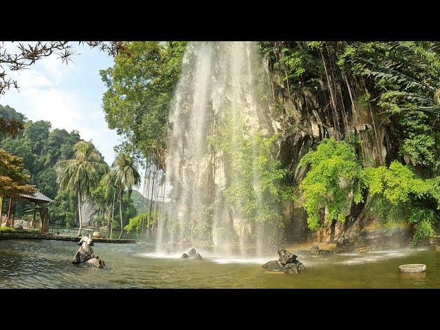 Air terjun Gunung Lang macam air terjun di Lauterbrunnen Switzerland?