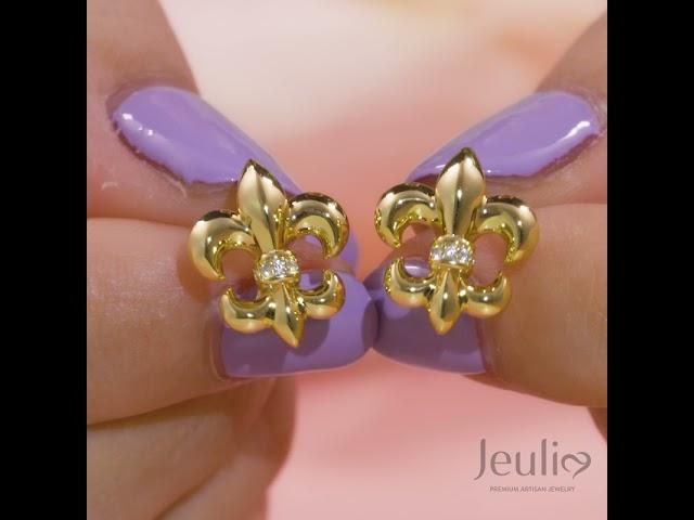 Fleur-de-lis Sterling Silver Stud Earrings - Jeulia.com