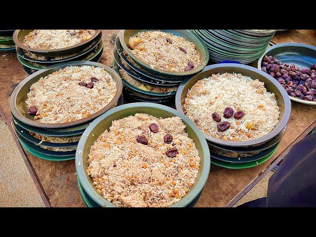 Free Food for 1000+ People Iftar on Road | Biggest Iftar in Pakistan | Ramadan Iftar Time