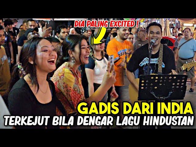 Tiba² ada gadis minta lagu Hindustan, muka Malaysian rupanya pure India. Excited betul mereka!