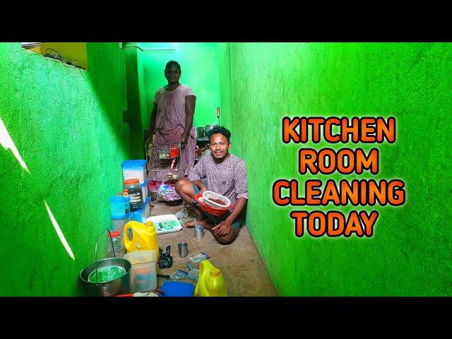 Kitchen Room Cleanliness|It had become very dirty.