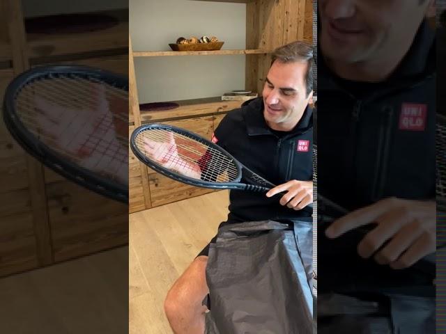 Roger Federer unboxes his new tennis racket...