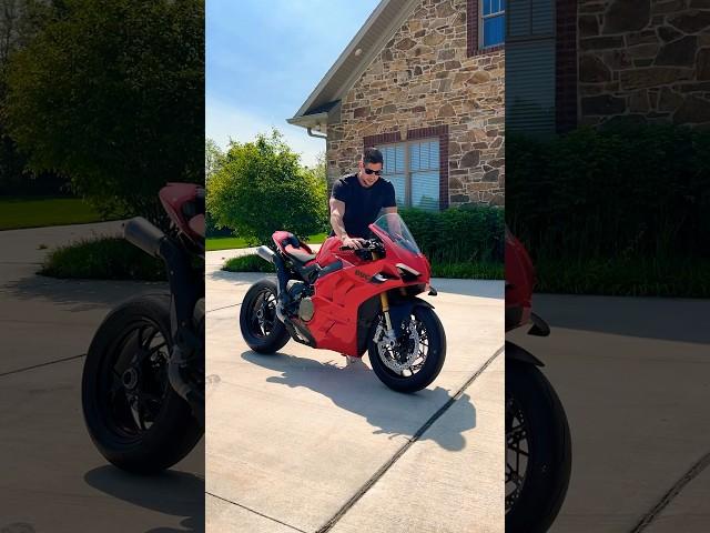 2023 Ducati Panigale with $10k Akra exhaust and Bren Stage 2 Flash sounds UNREAL!!!