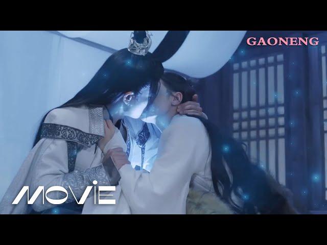 With a big battle on the horizon, Chang Yi recklessly transfers all his magic power to his old lover