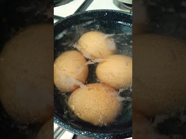 eggs а где же яйца?)
