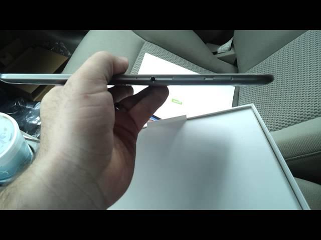 Samsung Galaxy Tab 8.9 Un-Boxing Video - TechHog.com