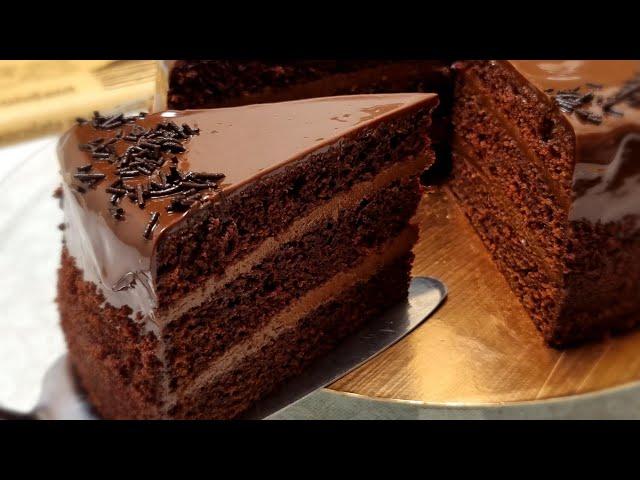 The best recipes for chocolate sponge cake. Cakes.