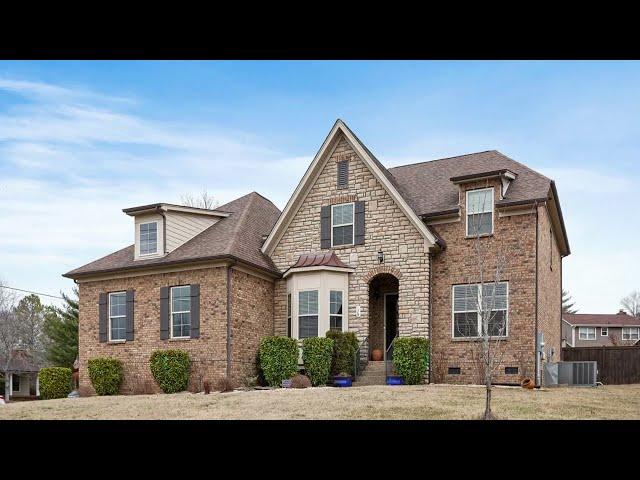 179 Indian Lake Rd Hendersonville, TN, 37075 - House For Sale