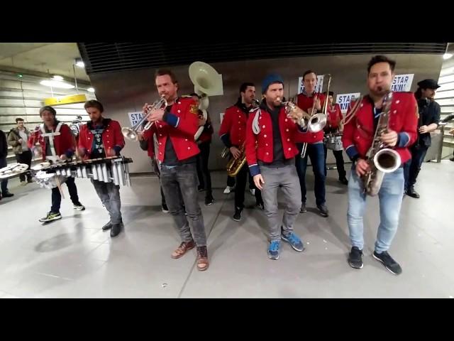 #Trans2016 | La fanfare MEUTE dans le métro de Rennes - Full performance