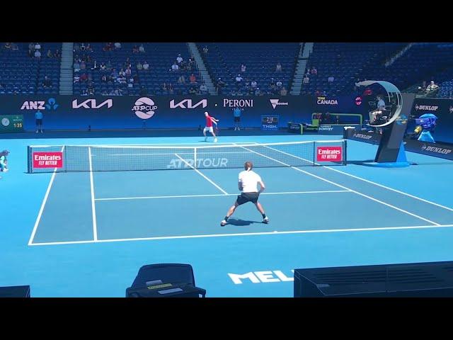 Denis Shapovalov: great point in Slow Motion vs Zverev (Court Level ATP Match)