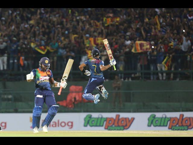 Sri Lanka needed 59 runs off 18 balls.. and then Dasun Shanaka happened!