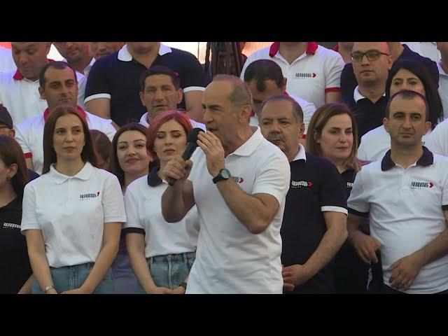 Thousands rally for Armenia opposition ahead of snap polls | AFP