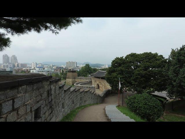 수원 - Walking around Suwon(Feat. 수원화성 - Hwaseong Fortress), Gyeonggi-do, Korea (Per Request)