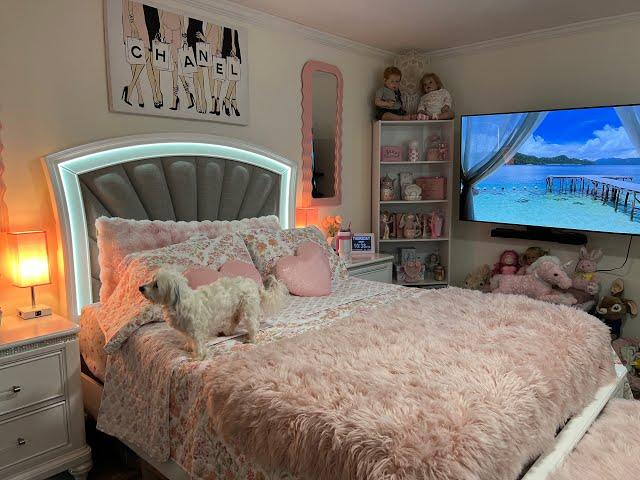 Bedroom Tour 2024.  Lots of Pink!!!  🩷