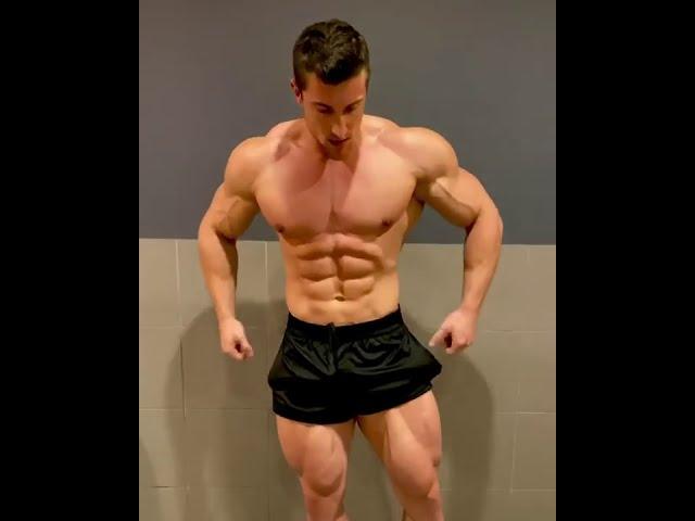 Joffrey Vassaux posing