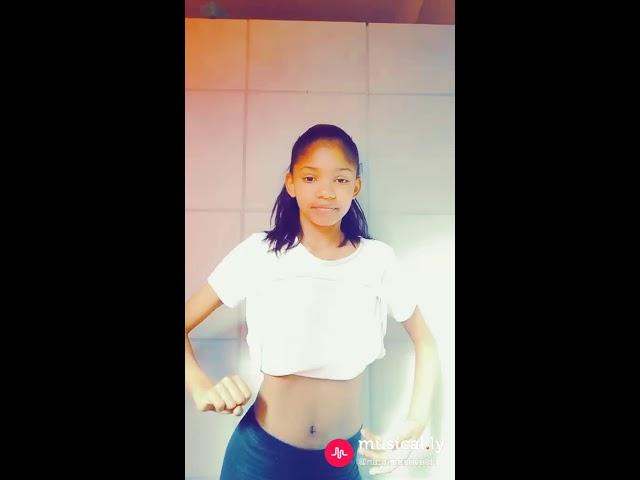Belly dancing