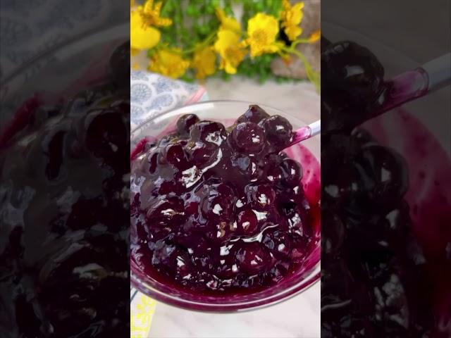 Simple Stunning Blueberry Parfait Dessert