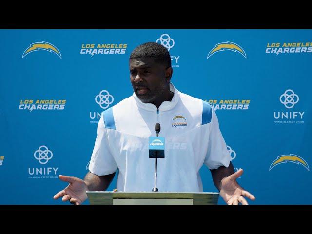 DC Derrick Ansley On High Energy At Camp | LA Chargers