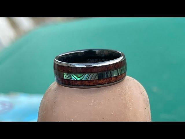 Beach metal detecting nice Ring found