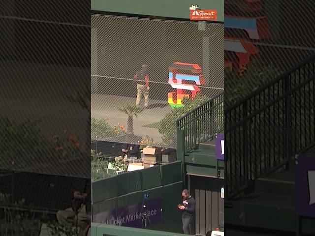Devers is wasting no time DEMOLISHING Baseballs during BP at Oracle Park!!  | NBC Sports Bay Area