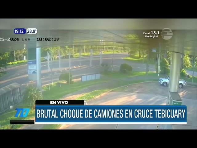 Brutal choque de camiones en cruce Tebicuary