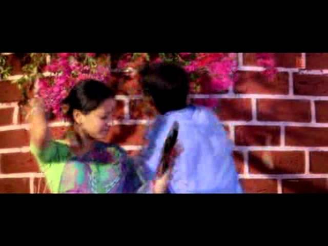 Halke Halke (Full Song) Film - Honeymoon Travels Pvt. Ltd.