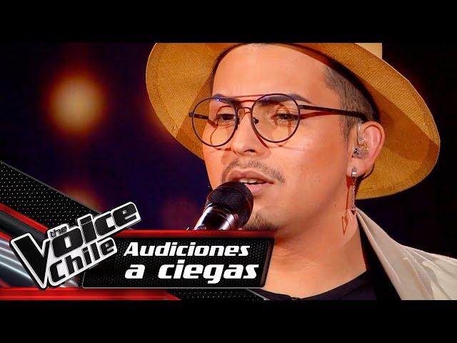 Ignacio Araneda - El crucifijo de piedra | Audiciones a Ciegas | The Voice Chile