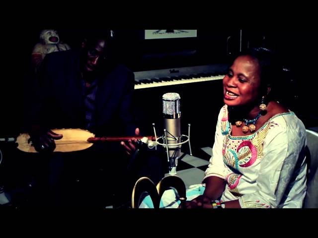 Djeneba Seck / Live in Studio (Signal Kitchen Presents)