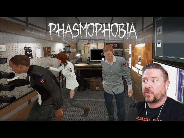 GIGS IS BACK! - Phasmophobia w/ Grian, Gem, and Skizz