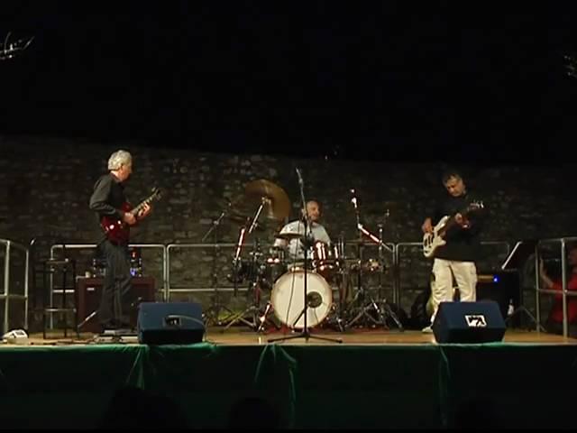 Meyers CON-FUSION BAND - "Circling out - part 2"