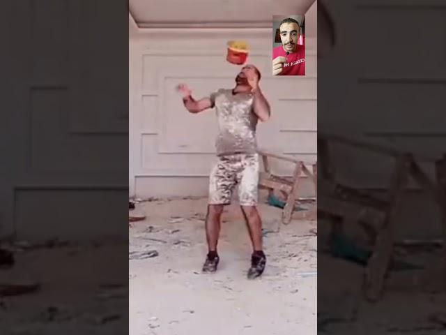 الحلم ضاع بسبب الأوضاع 