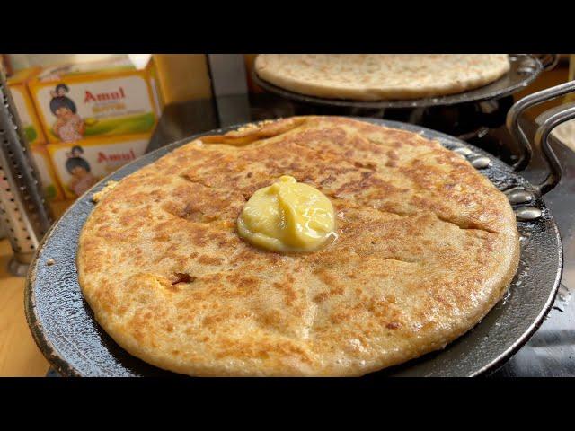 Mumbai's Biggest Aloo Paratha | Indian Street Food