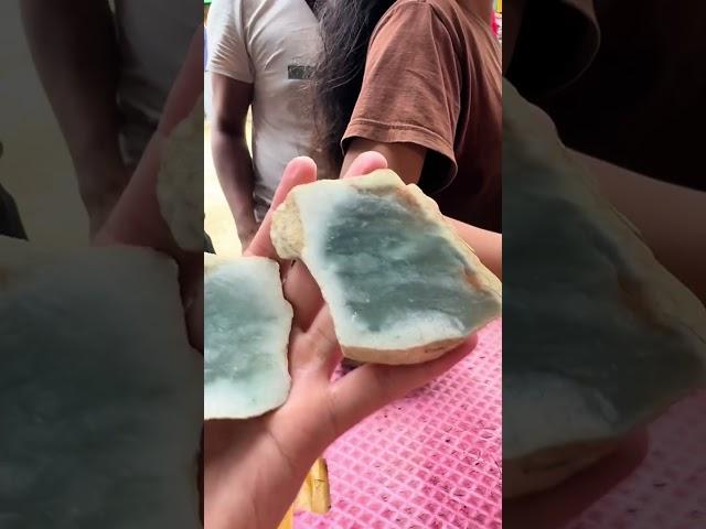 珠寶首飾| 假如你有500萬是買翡翠還是買黃金，评论区买翡翠的扣1 买黄金的扣2  #翡翠 #珠宝 #翡翠直播 #翡翠手鐲 #戒指