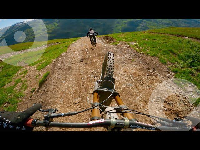 This Belleville bike park trail looks like a SUPERCROSS track ! ️