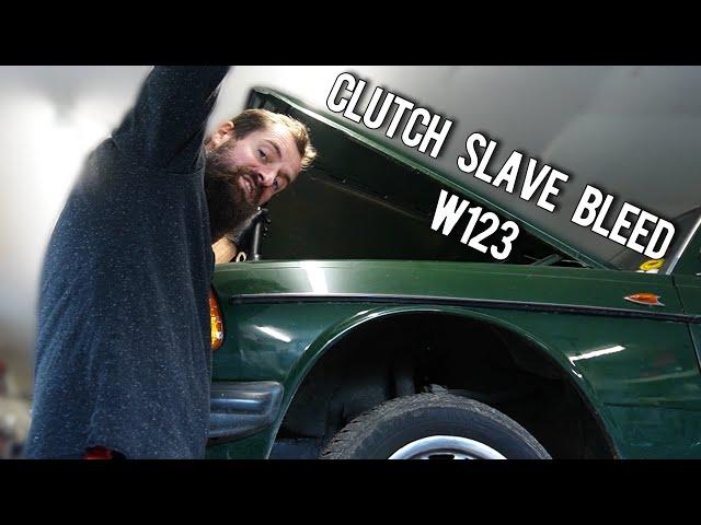 Mercedes-Benz 240TD Diesel | Clutch Change Part 2