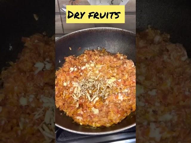 Easy recipe to Gajar halwa /winter special Sania favourite gajar halwa#yummyfood #youtubeshorts