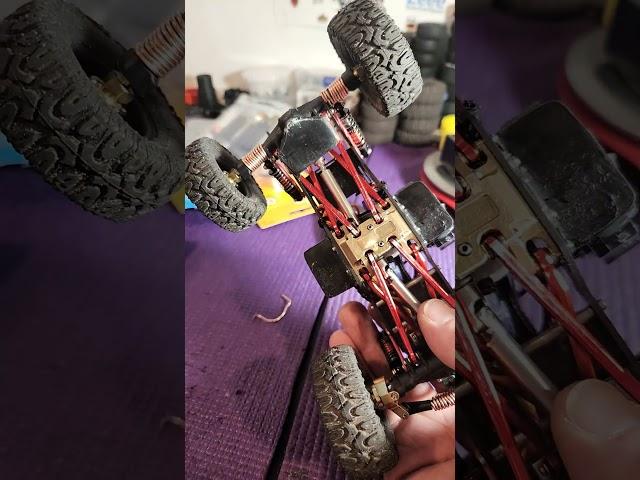 COUPLE MORE MODS!COPPER SLEEVED STEERING LINK&STYRENE REAR DIFF SLIDER