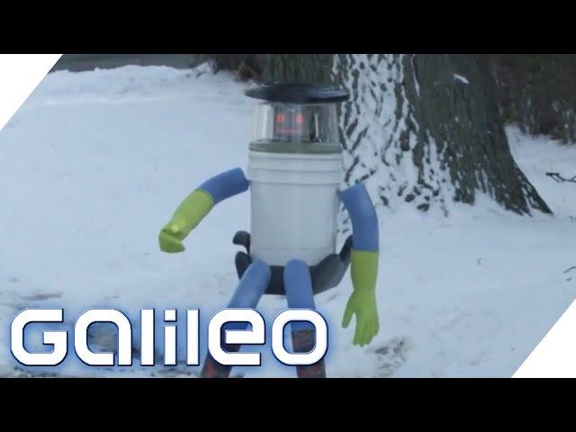 hitchBOT: Reisevorbereitungen - Auf nach Deutschland! | Galileo | ProSieben