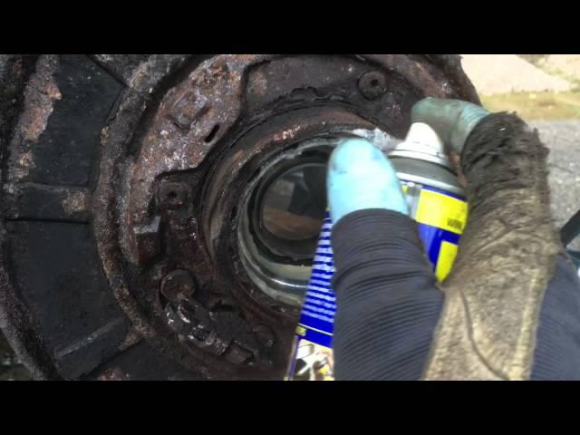 1) How to remove a 2nd gen wheel bearing rear on Mercedes Vito RWD